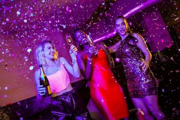 Curio Collection by Hilton V Hotel Dubai United Arab Emirates image 18